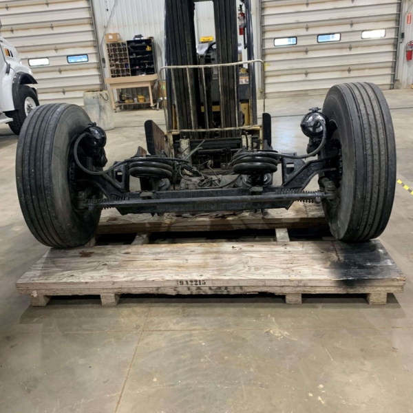 steer drop axle on a pallet on a forklift