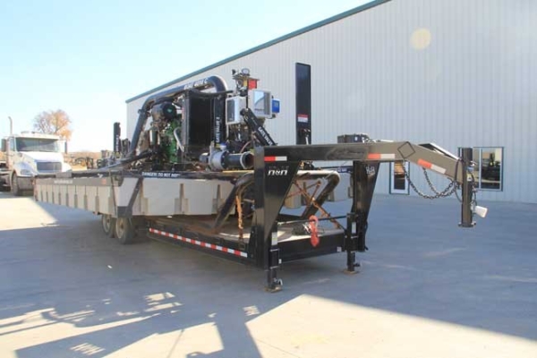 the front passenger side of a used Puck 4010 Agitation Boat