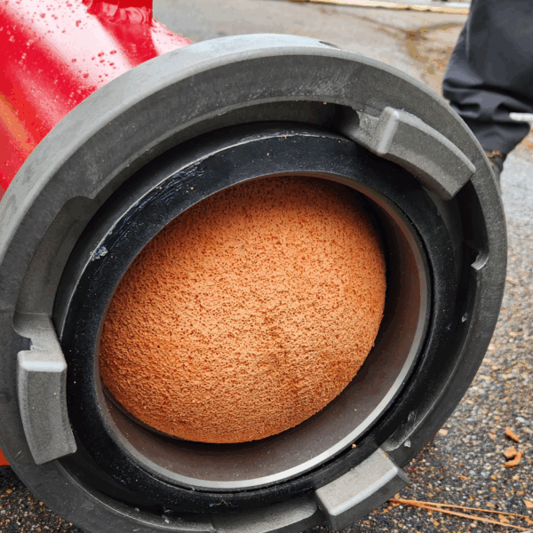 a foam pigging kickball inside a US Coupling manifold pig shooter